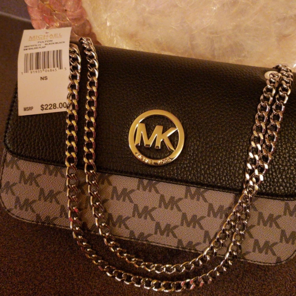 Michael Kors purse